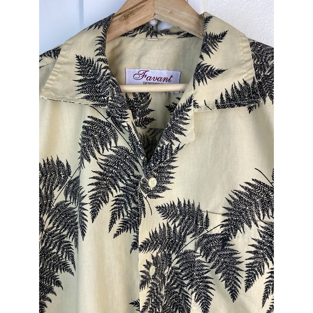 Favant Men's XL Beige Black Fern Short Sleeve Button Up Shirt Designed in Hawaii - Picture 2 of 5